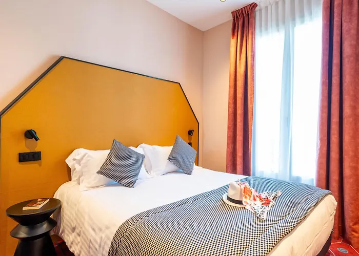 Hotel Casa Moho - 3*