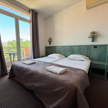 Hotel La Résidence 2*