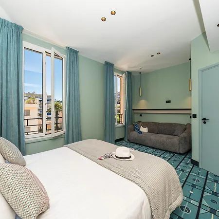 La Résidence Hotel 2*