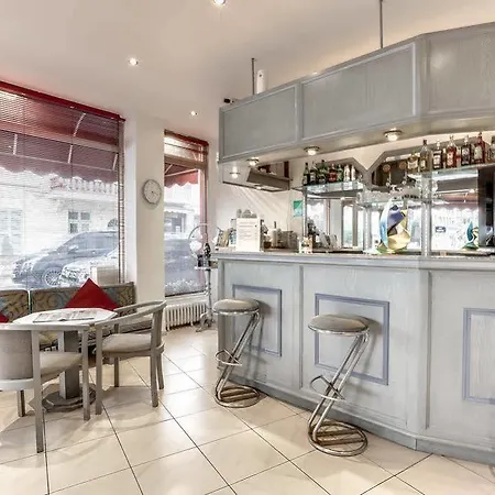 Hotel Hotel Casa Moho - Juan-Les-Pins 2*